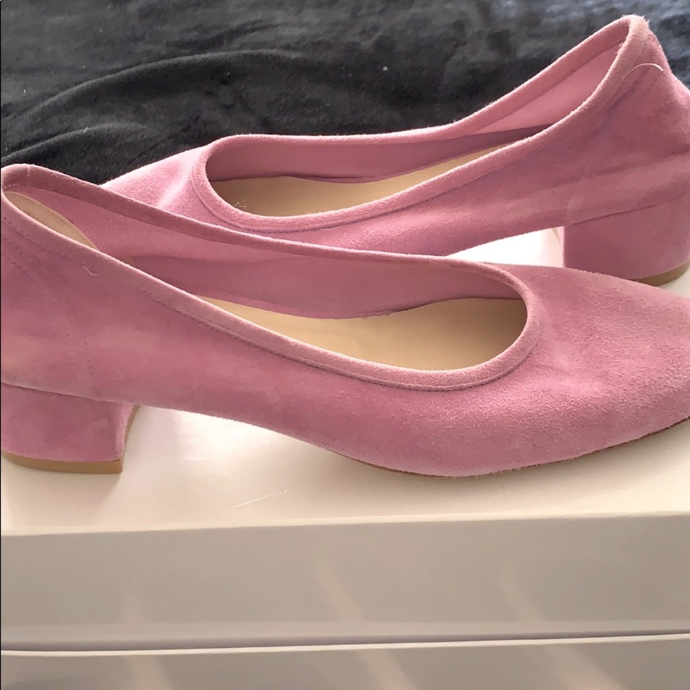 ROBERTA HEEL, LAVENDER SUEDE
